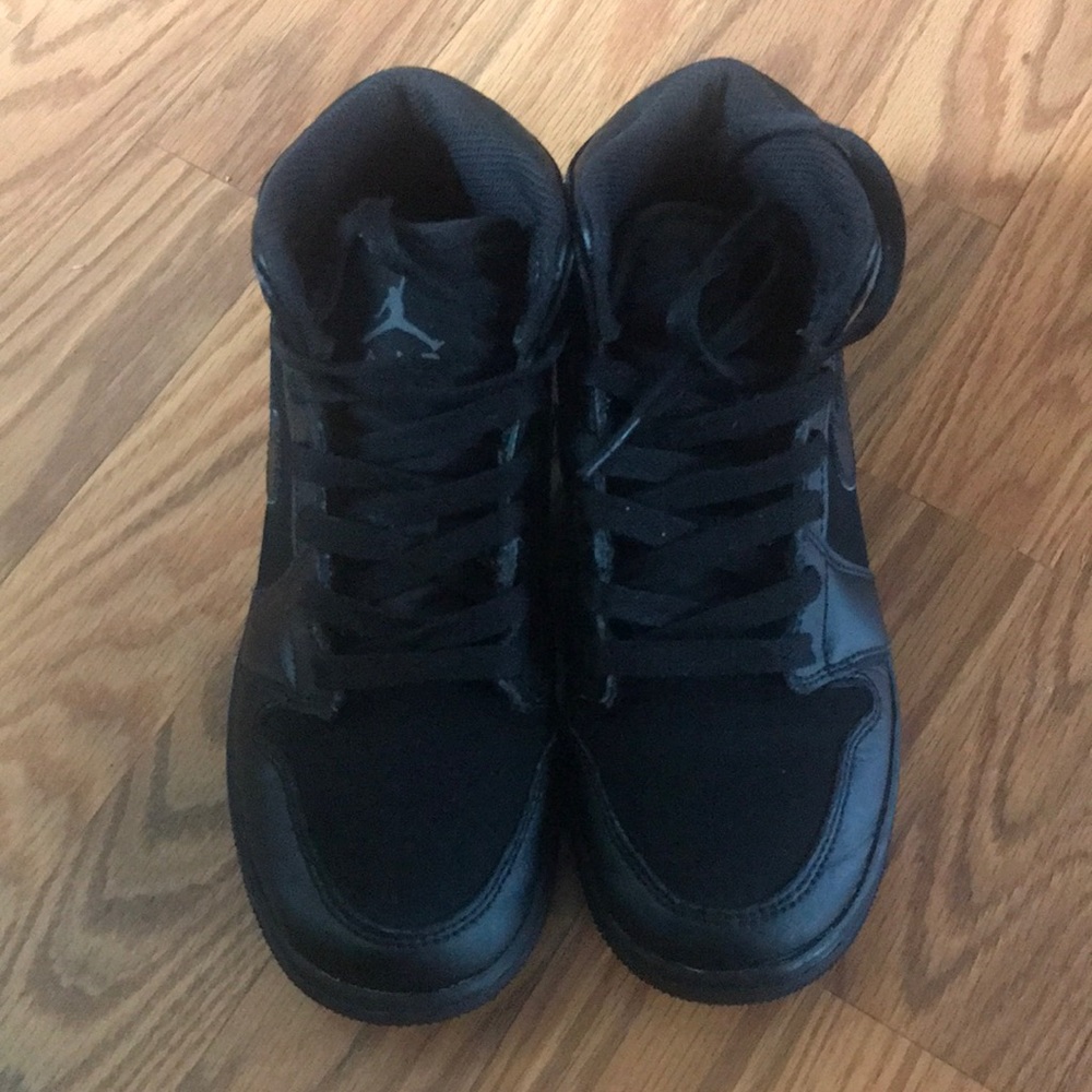Kids black Retro 1  Nike Air Jordan